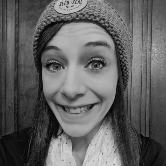 Meet your Posher, Shauna - Picture 2 of 4